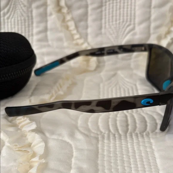 LIKE NEW! Costa xOcearch Rinconcito Polarized Sunglasses with case and cloth - Picture 8 of 9